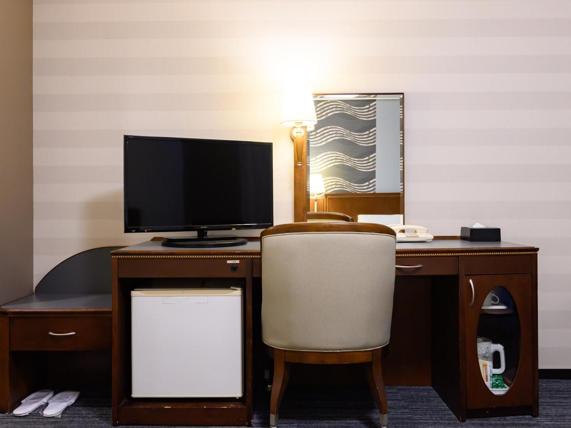 Hotel Green Park Цу Экстерьер фото