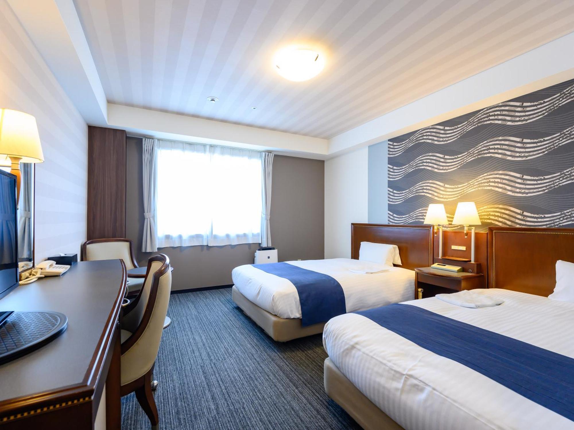 Hotel Green Park Цу Экстерьер фото