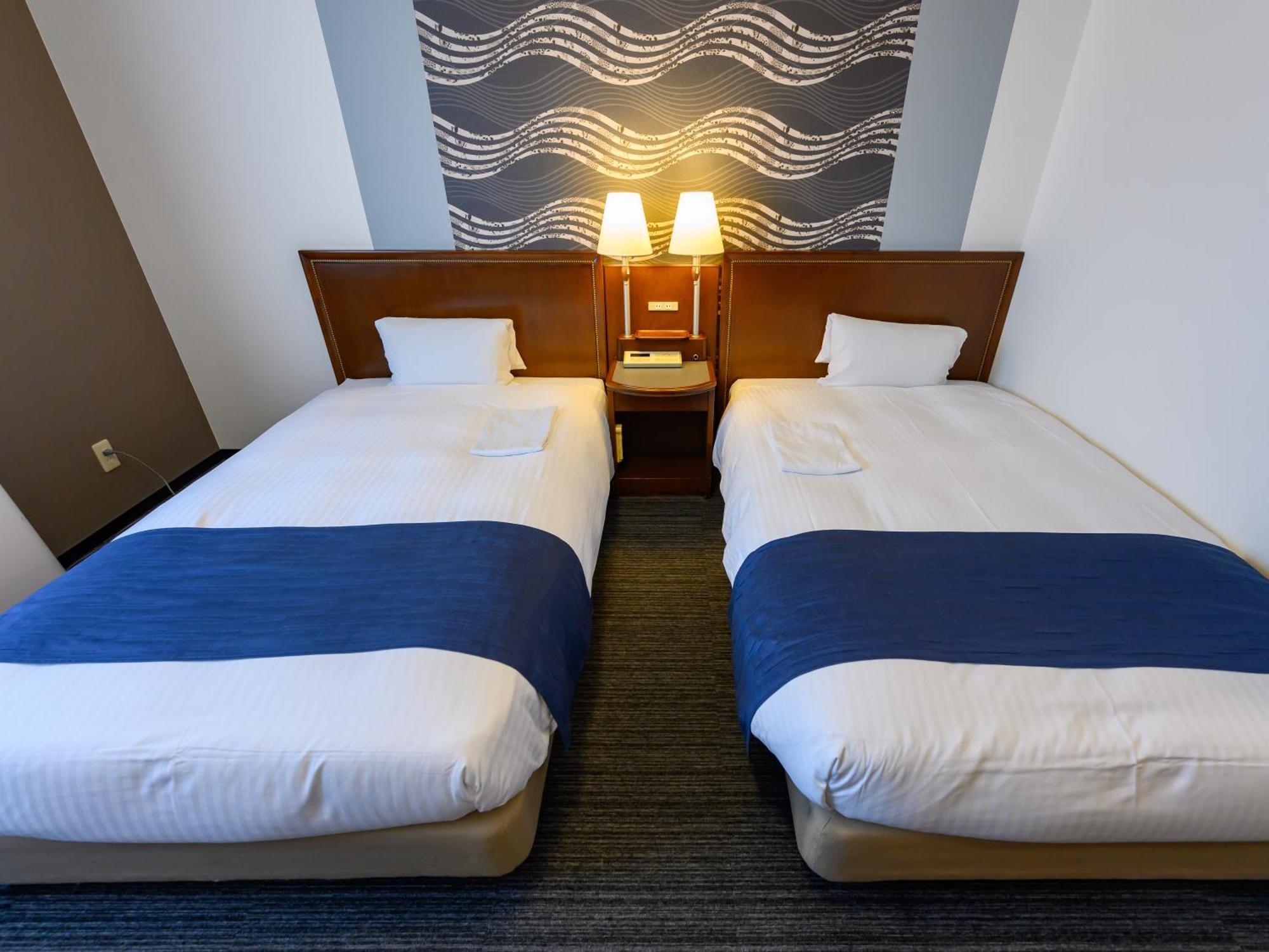 Hotel Green Park Цу Экстерьер фото